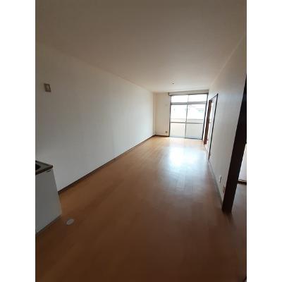 パルネット山口 204【管理NO：1-001277601-02040】 ★家具家電は申し込み後に搬入します★の物件写真2