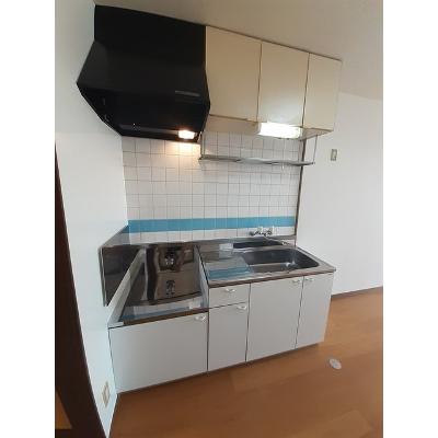 パルネット山口 204【管理NO：1-001277601-02040】 ★家具家電は申し込み後に搬入します★の物件写真3