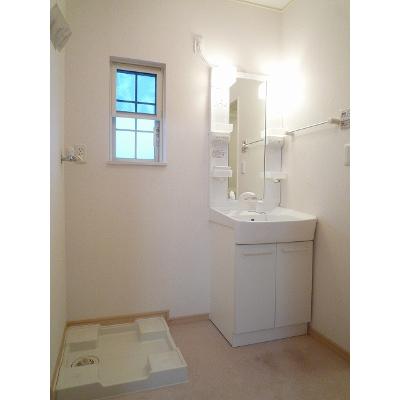 ラフレシール 203【管理NO：1-016009801-02030】 ★家具家電は申し込み後に搬入します 2026年07月下旬入居可能の物件写真6