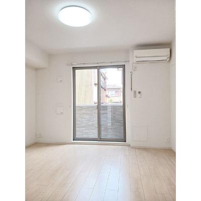 アーリーリバーネオ 102【管理NO：1-021913001-01020】 ★家具家電は申し込み後に搬入します★の物件写真2