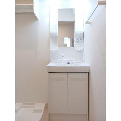アーリーリバーネオ 102【管理NO：1-021913001-01020】 ★家具家電は申し込み後に搬入します★の物件写真6