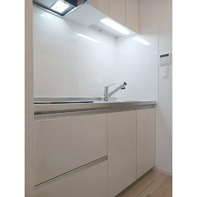 ヒカルサ静岡春日町 102【管理NO：1-028508701-01020】 ★家具家電は申し込み後に搬入します★ ★2026年10月上旬入居可能★の物件写真3