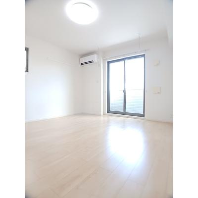 ファイン　ブリーゼ 101【管理NO：1-022055201-01010】 ★家具家電は申し込み後に搬入しますの物件写真2
