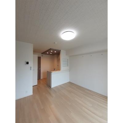 ドゥーベル 102【管理NO：1-026667301-01020】 ★家具家電は申し込み後に搬入します★の物件写真2