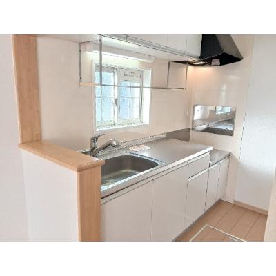 フレール　Ⅱ 102【管理NO：1-016243902-01020】 ★家具家電は申し込み後に搬入します★ ★2026年08月下旬入居可能★の物件写真3