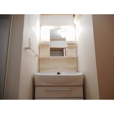 シャン・ド・フルール美鈴 201【管理NO：1-013043601-02010】 ★家具家電は申し込み後に搬入します★の物件写真6