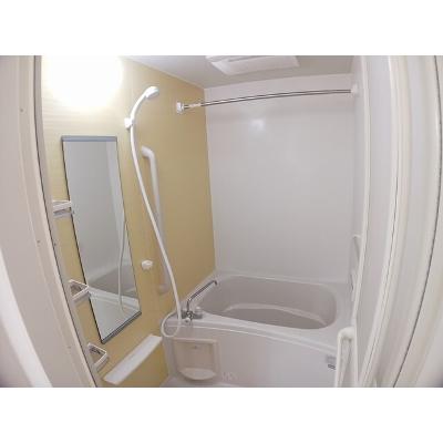 アイリス 105【管理NO：1-016672301-01040】 ★家具家電は申し込み後に搬入します 2026年08月下旬入居可能の物件写真4