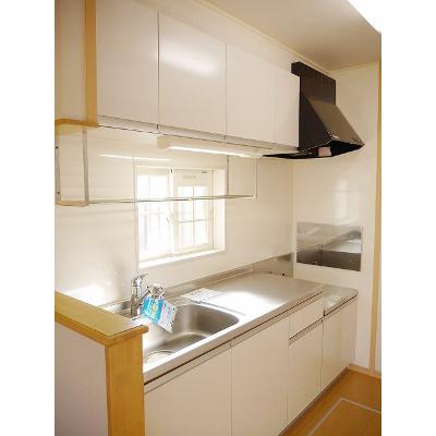 ハーモニー 101【管理NO：1-015670001-01010】 ★家具家電は申し込み後に搬入しますの物件写真3