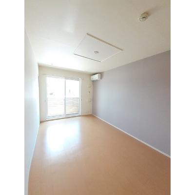 Ｒｉｒｉａ　Ⅶ　Ⅴ 102【管理NO：1-019529201-01020】 ★家具家電は申し込み後に搬入します 2026年08月中旬入居可能の物件写真2
