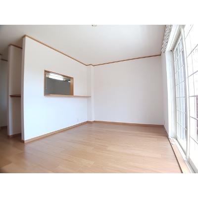 サンビエント 103【管理NO：1-012834101-01030】 ★家具家電は申し込み後に搬入します★の物件写真2