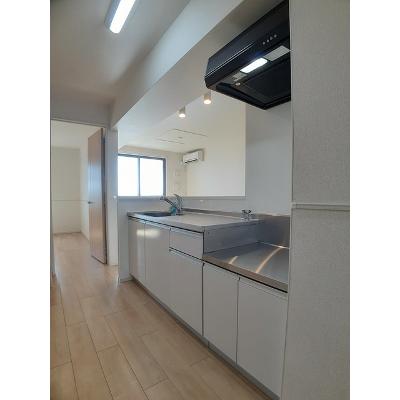 ケーズコート　Ｏ・Ｖ 303【管理NO：1-021765201-03030】 ★家具家電は申し込み後に搬入します★の物件写真3
