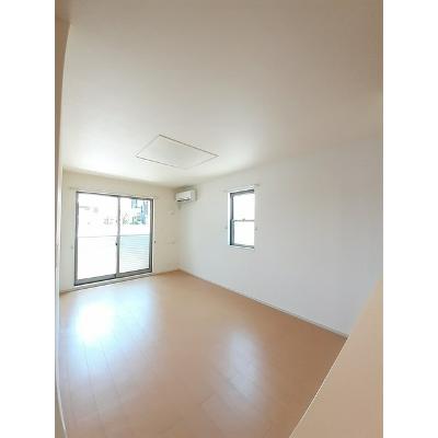 ラリュール　Ⅰ 101【管理NO：1-019694201-01010】 ★家具家電は申し込み後に搬入します★ ★2026年12月中旬入居可能★の物件写真2