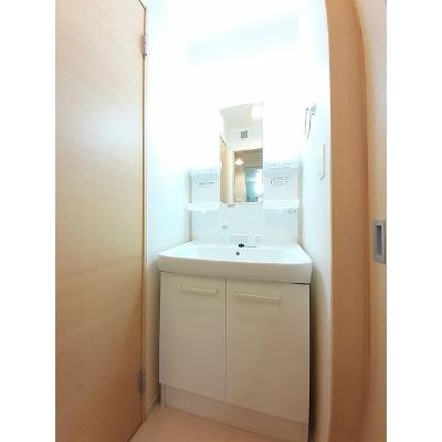 ラリュール　Ⅰ 101【管理NO：1-019694201-01010】 ★家具家電は申し込み後に搬入します★ ★2026年12月中旬入居可能★の物件写真6