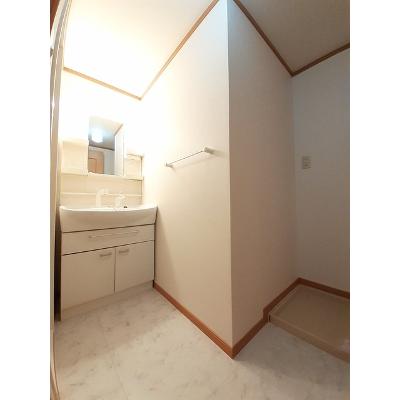 apartment 徳島県板野郡藍住町矢上字安任１２０番地１ 

↓地図はこちらから