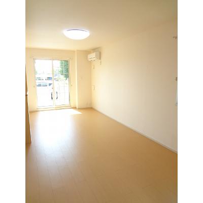 グランステイ 101【管理NO：1-018400501-01010】 ★家具家電は申し込み後に搬入します 2026年08月上旬入居可能の物件写真2
