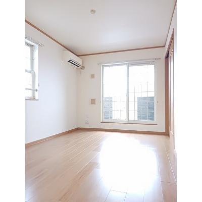 アルドーレ　Ａ 205【管理NO：1-012714301-02040】 ★家具家電は申し込み後に搬入します★の物件写真2