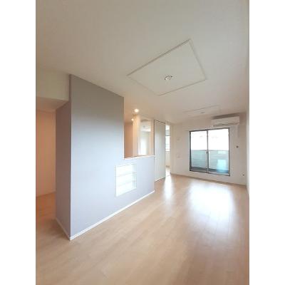 サンロイヤルＡ 202【管理NO：1-022807501-02020】 ★家具家電は申し込み後に搬入します 2026年08月中旬入居可能の物件写真2