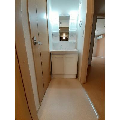クラール 102【管理NO：1-020590601-01020】 ★家具家電は申し込み後に搬入します 2026年07月上旬入居可能の物件写真6