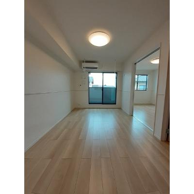 ラフィーネ・ヴィシン 202【管理NO：1-027514301-02020】 ★家具家電は申し込み後に搬入しますの物件写真2