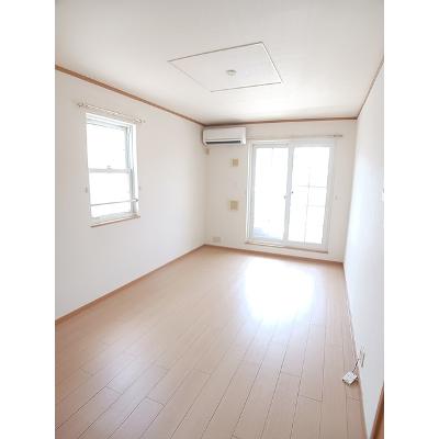 グレイス・ベルＤ 201【管理NO：1-012682204-02010】 ★家具家電は申し込み後に搬入します★の物件写真2