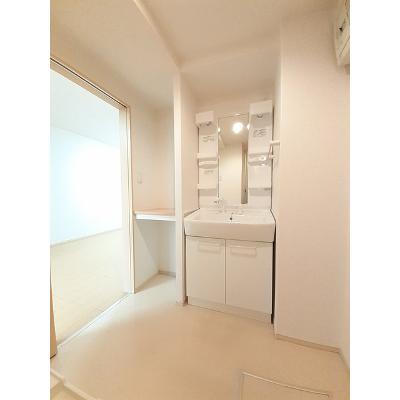 エアリースクエア 104【管理NO：1-017330201-01040】 ★家具家電は申し込み後に搬入します 2026年08月下旬入居可能の物件写真6