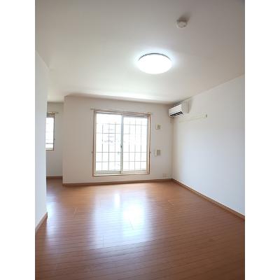 ベルカーナ 203【管理NO：1-014524301-02030】 ★家具家電は申し込み後に搬入します 2026年07月下旬入居可能の物件写真2