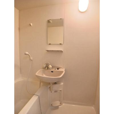 アヴィニールＡ 203【管理NO：1-009685101-02030】 ★家具家電は申し込み後に搬入します★の物件写真6