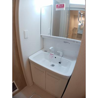 ファミール問田 201【管理NO：1-027672901-02010】 ★家具家電は申し込み後に搬入します 2026年08月下旬入居可能の物件写真6