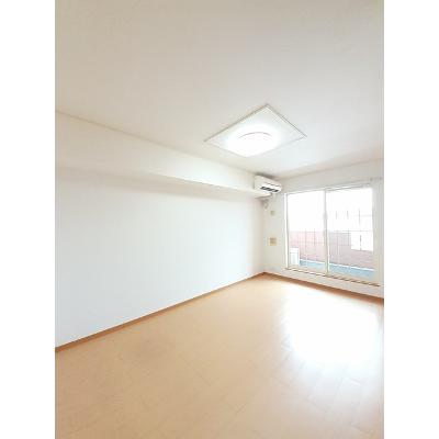 ラ・ファミーユＢ 202【管理NO：1-014411902-02020】 ★家具家電は申し込み後に搬入します 2026年08月上旬入居可能の物件写真2