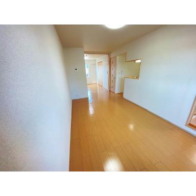 プレステージⅢ 302【管理NO：1-021174201-03020】 ★家具家電は申し込み後に搬入します★の物件写真2