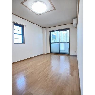 ローレル本町 201【管理NO：1-011447501-02010】 ★家具家電は申し込み後に搬入します 2026年08月中旬入居可能の物件写真2