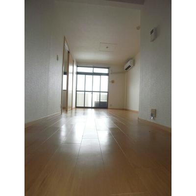 ベア立田 205【管理NO：1-005150401-02040】 ★家具家電は申し込み後に搬入します★の物件写真2