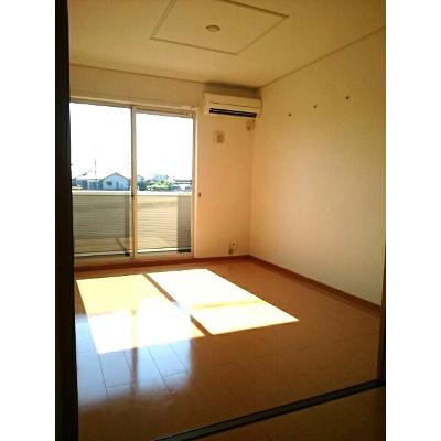 Ｙ’ｓコート弐番館　Ⅰ 103【管理NO：1-014747301-01030】 ★家具家電は申し込み後に搬入します★の物件写真2