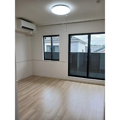 ブリーゼ 303【管理NO：1-027795601-03030】 ★家具家電は申し込み後に搬入しますの物件写真2