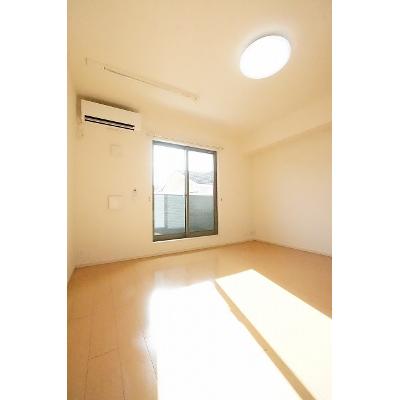 サニーⅤ 201【管理NO：1-021122301-02010】 ★家具家電は申し込み後に搬入します★の物件写真2