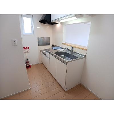 サム・ソラーレ 102【管理NO：1-017070601-01020】 ★家具家電は申し込み後に搬入しますの物件写真3