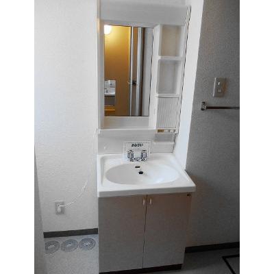 apartment 青森県青森市八重田３丁目８番２号 

↓地図はこちらから