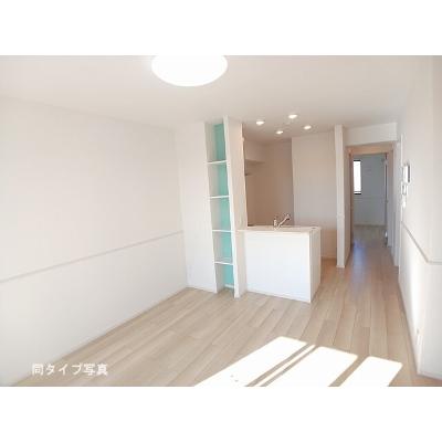 ハレアカラ 202【管理NO：1-028446201-02020】 ★家具家電は申し込み後に搬入します 2026年10月上旬入居可能の物件写真2