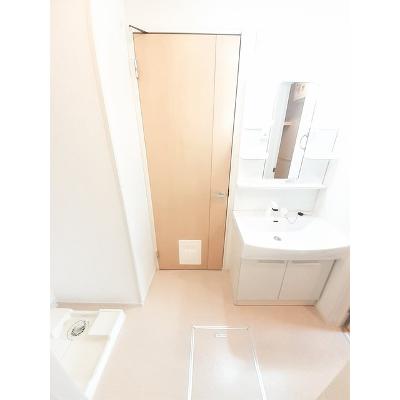 ブランドール　吉岡 204【管理NO：1-023313201-02040】 ★家具家電は申し込み後に搬入します 2026年08月下旬入居可能の物件写真6