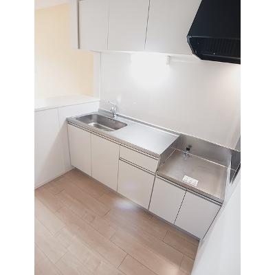 グランフィル３ 201【管理NO：1-022022901-02010】 ★家具家電は申し込み後に搬入します★の物件写真3