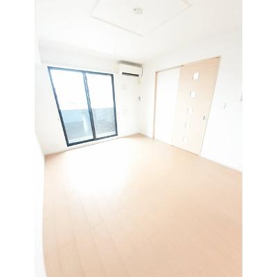 ソラーナ 102【管理NO：1-020244701-01020】 ★家具家電は申し込み後に搬入します 2026年08月中旬入居可能の物件写真2