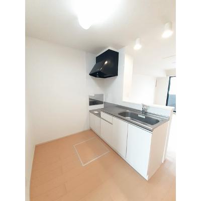 ソラーナ 102【管理NO：1-020244701-01020】 ★家具家電は申し込み後に搬入します 2026年08月中旬入居可能の物件写真3