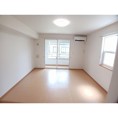 apartment 山形県鶴岡市三光町７番地２８ 

↓地図はこちらから