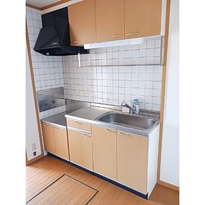 サン・グレイス 102【管理NO：1-012209401-01020】 ★家具家電は申し込み後に搬入します★の物件写真3