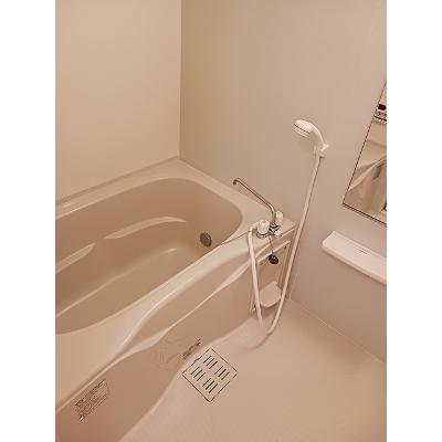エベレスト 101【管理NO：1-016347201-01010】 ★家具家電は申し込み後に搬入します★の物件写真4