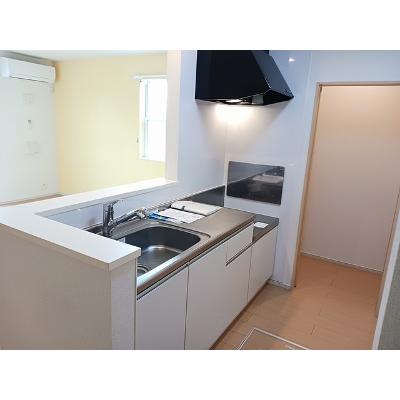 グローバル・ハイツⅤ 101【管理NO：1-015887502-01010】 ★家具家電は申し込み後に搬入します 2026年09月中旬入居可能の物件写真3