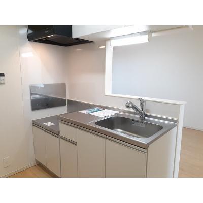 キラベル 302【管理NO：1-020490301-03020】 ★家具家電は申し込み後に搬入します 2026年08月上旬入居可能の物件写真3
