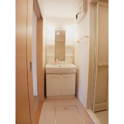 カーサ・フェリーチェⅡ 201【管理NO：1-018649801-02010】 ★家具家電は申し込み後に搬入します★の物件写真6
