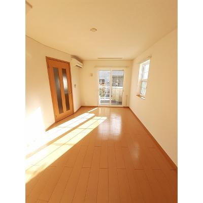 サンラフィネ 101【管理NO：1-015272001-01010】 ★家具家電は申し込み後に搬入します★の物件写真2