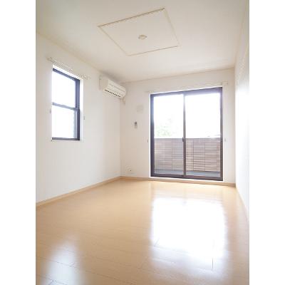 セントラル　アンジュⅠ 102【管理NO：1-015865601-01020】 ★家具家電は申し込み後に搬入します 2026年08月中旬入居可能の物件写真2